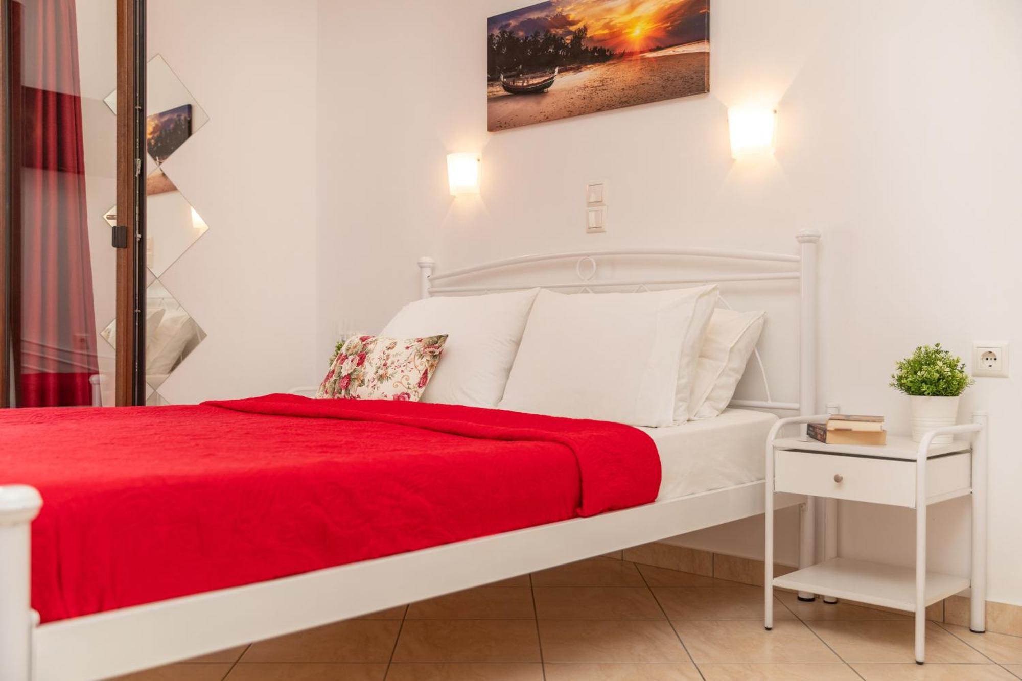 Naxos Diamond Studios Apartments Naxos City Quarto foto